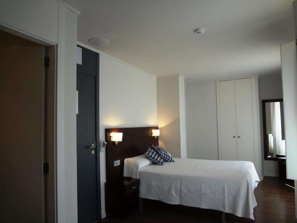 Hotel Irixo Ourense Room photo